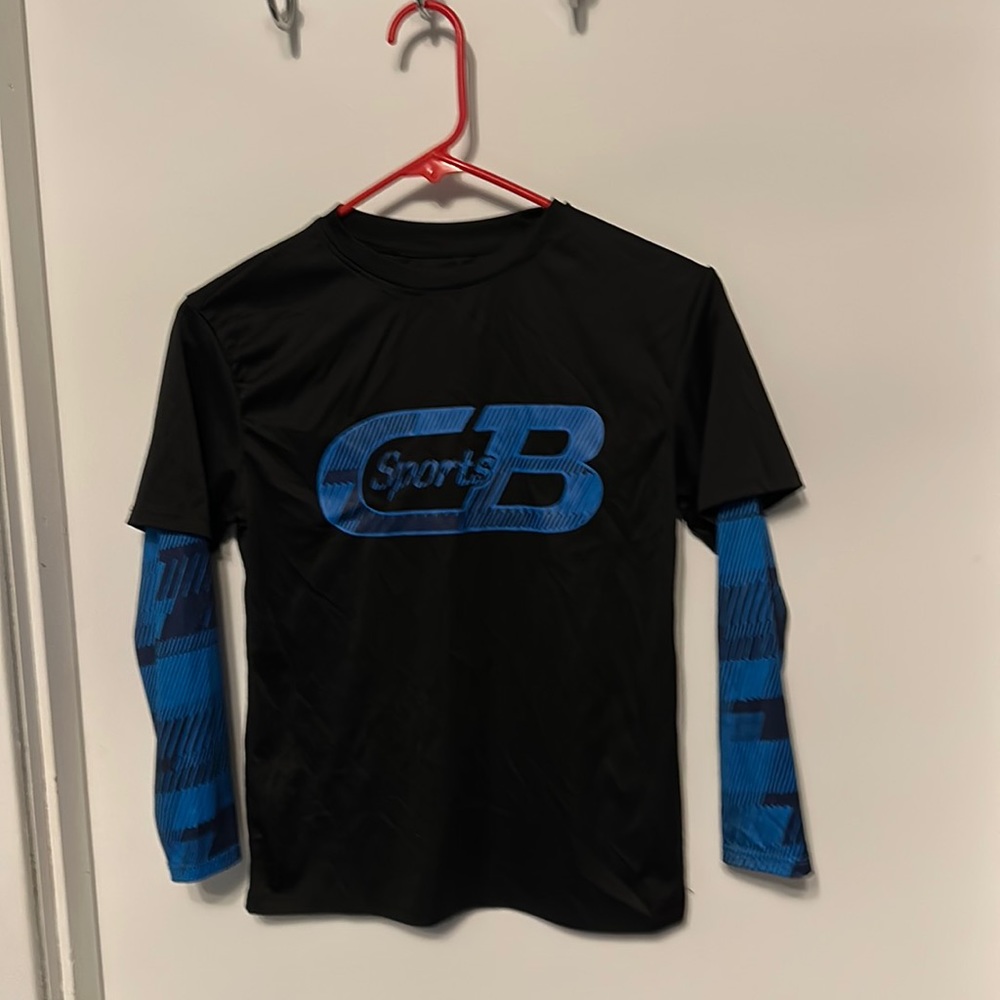 CB sport long sleeve 100% polyester boys shirt black with blue logo size 10/12.